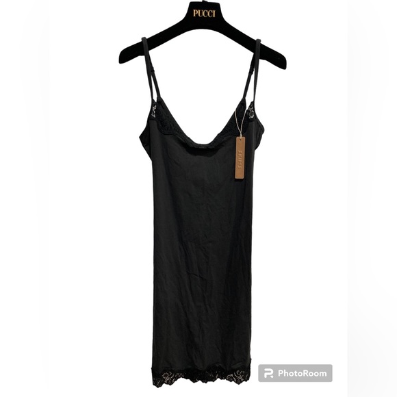 Skims FITS EVERYBODY CORDED LACE
SLIP DRESS Onyx Black sz Large NWT - Picture 4 of 7